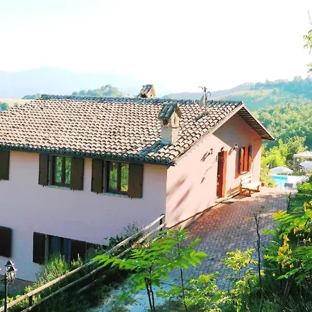 Dom wakacyjny Moderner Neubau Bestehend Aus Zwei Unabhaengigen Wohneinheiten Mit Panoramapool Und Garten Acqualagna