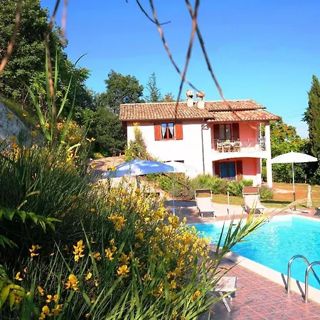 Moderner Neubau Bestehend Aus Zwei Unabhaengigen Wohneinheiten Mit Panoramapool Und Garten *