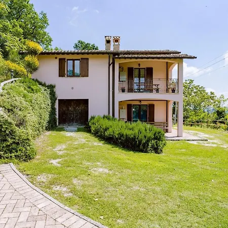 Vakantiehuis Moderner Neubau Bestehend Aus Zwei Unabhaengigen Wohneinheiten Mit Panoramapool Und Garten
