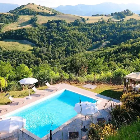 Moderner Neubau Bestehend Aus Zwei Unabhaengigen Wohneinheiten Mit Panoramapool Und Garten Dom wakacyjny *